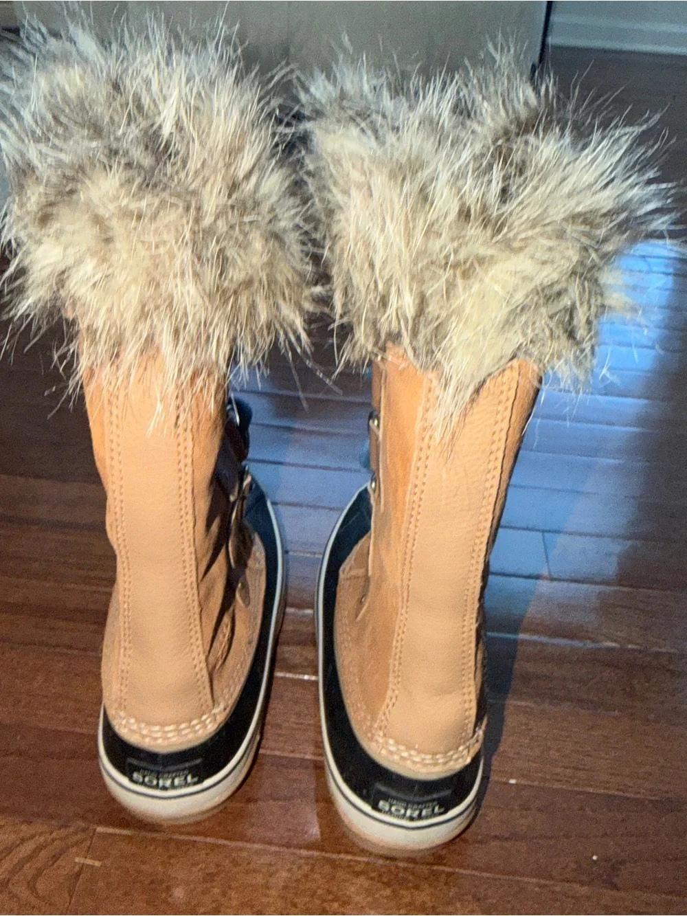 Sorel Tan Fur-Trim Waterproof Lace-Up Winter Boots Sz 8.5